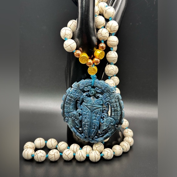 ANTIQUE JADE CHAN LOONG ( 蝉 龙 ) + CALCITE NATURAL STONE NECKLACE one size - Picture 3 of 11